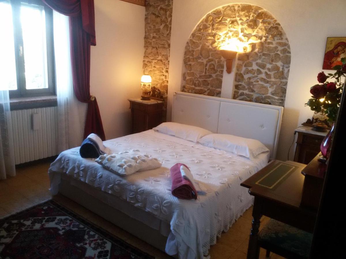 B&B Da Paolo Con Vista Lago Di Garda Сан-Дзено-ді-Монтанья Екстер'єр фото