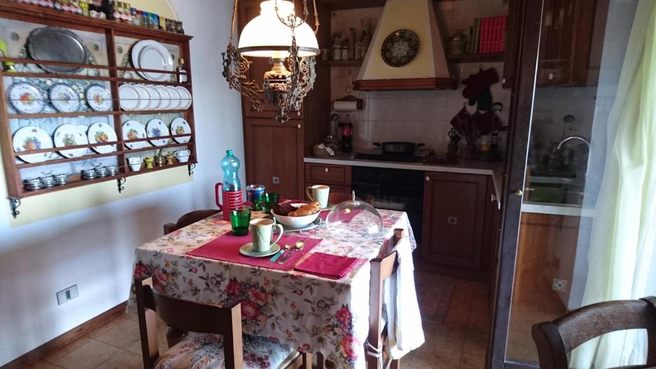 B&B Da Paolo Con Vista Lago Di Garda Сан-Дзено-ді-Монтанья Екстер'єр фото