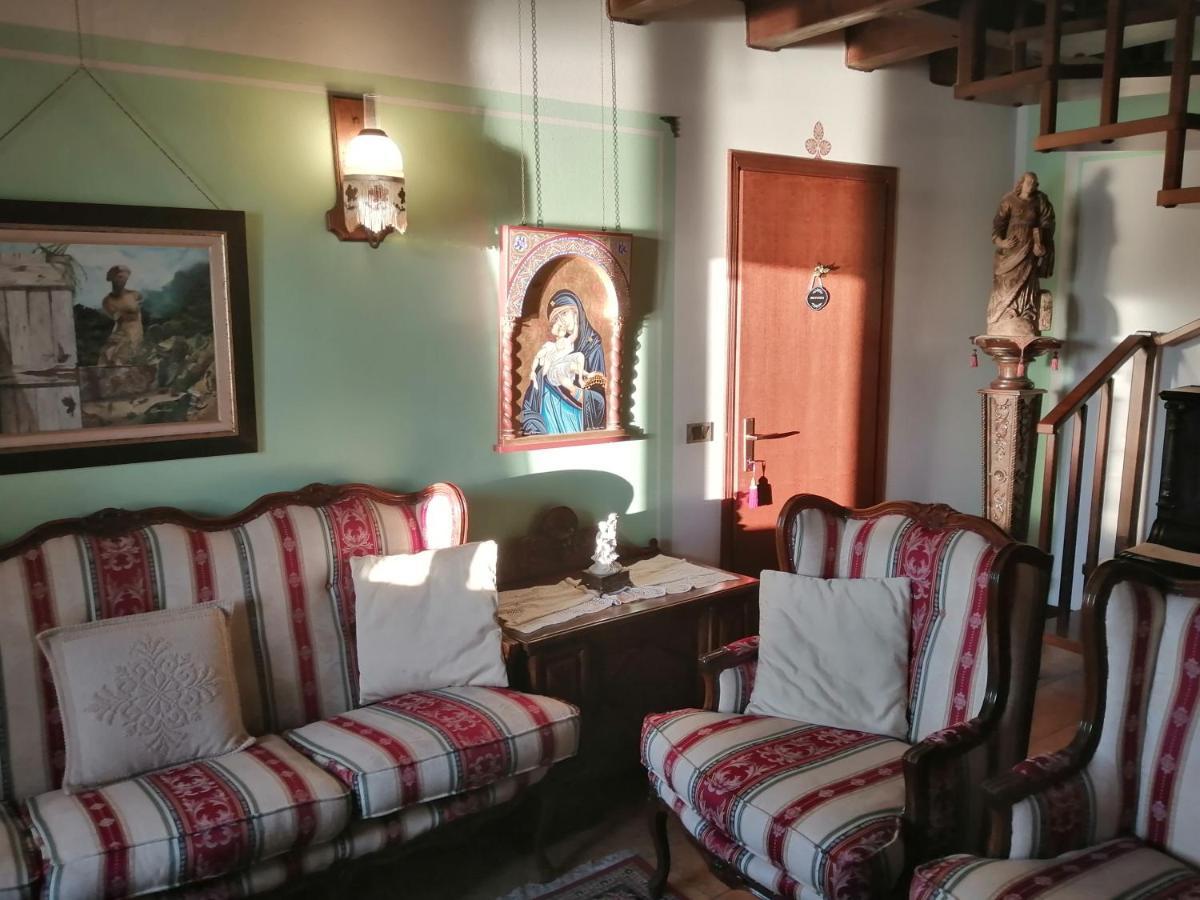 B&B Da Paolo Con Vista Lago Di Garda Сан-Дзено-ді-Монтанья Екстер'єр фото