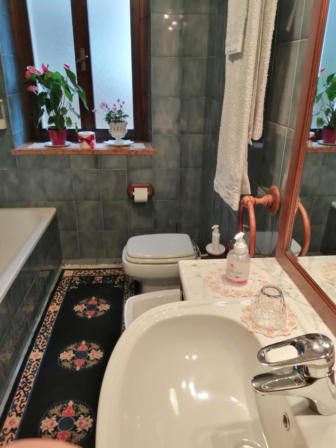 B&B Da Paolo Con Vista Lago Di Garda Сан-Дзено-ді-Монтанья Екстер'єр фото