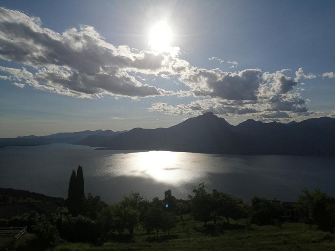 B&B Da Paolo Con Vista Lago Di Garda Сан-Дзено-ді-Монтанья Екстер'єр фото
