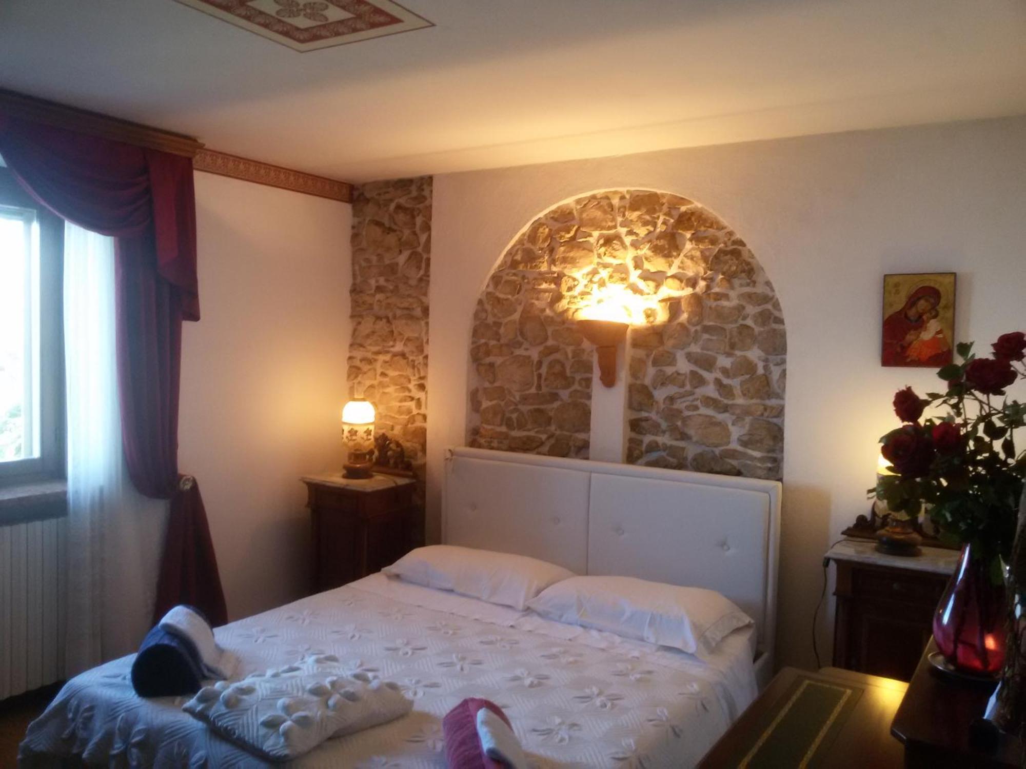 B&B Da Paolo Con Vista Lago Di Garda Сан-Дзено-ді-Монтанья Екстер'єр фото